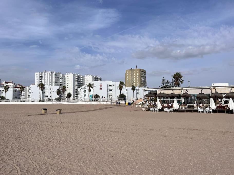 Apto. En La Playa Del Parque Natural Los Turunos El Puerto de Santa María Exteriér fotografie